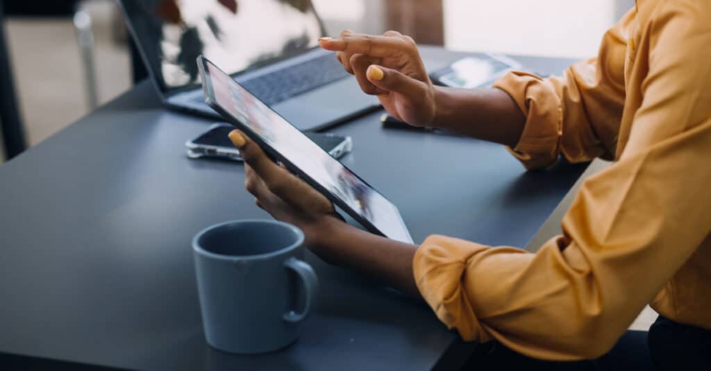 October 2023 | JOLTS, jobs, and java talk August and September labor numbers